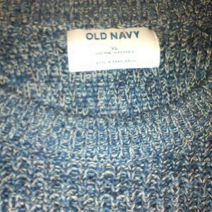 Old Navy Men's Textured Blue Crewneck Sweater
